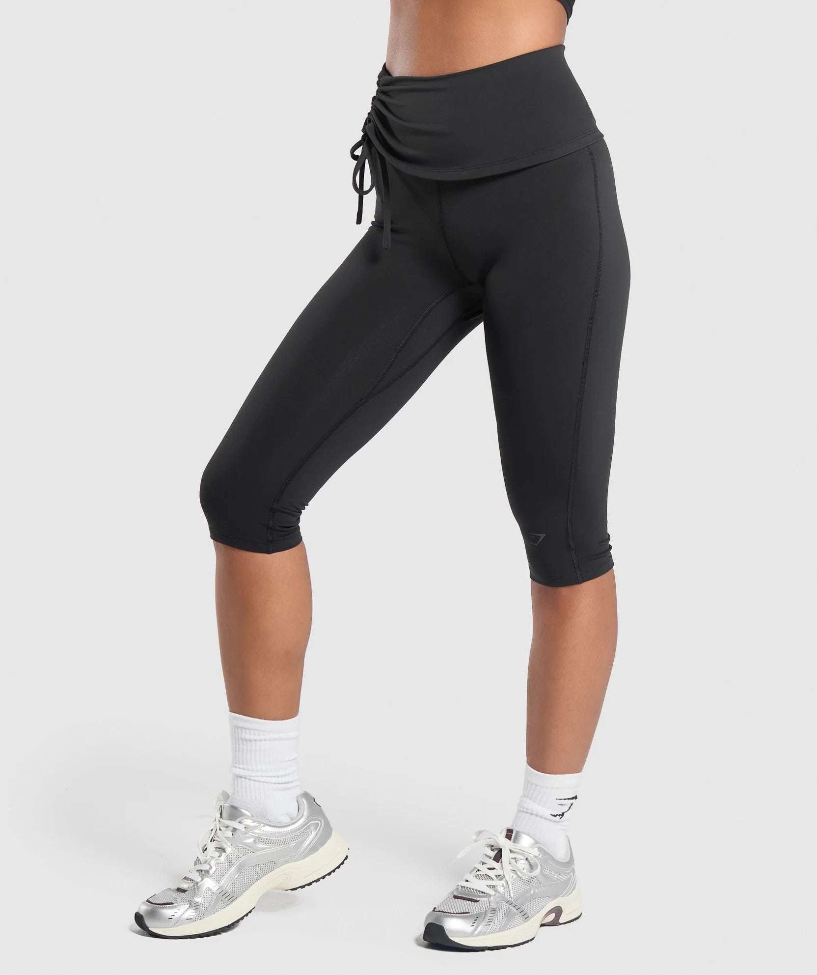 GYMSHARK RUCHED CAPRI LEGGINGS