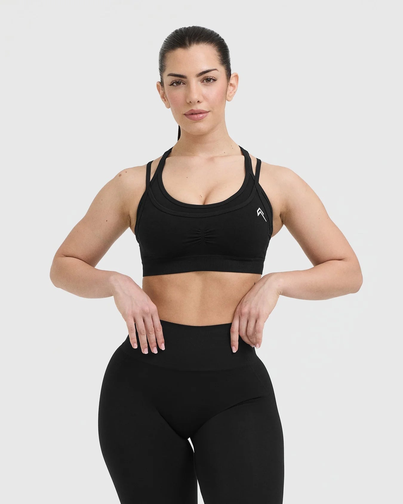 ONER ACTIVE EFFORTLESS SEAMLESS LAYERED SPORTS BRA - Azula sportswear