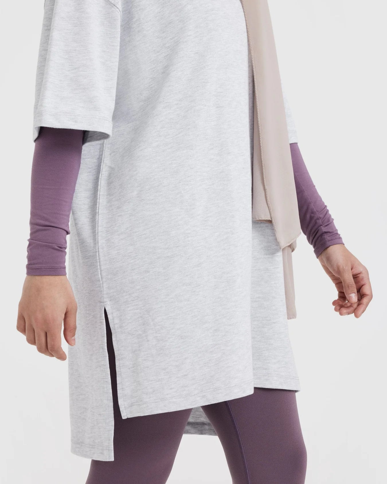 ONER ACTIVE RAISING THE BAR GRAPHIC LONGLINE T-SHIRT - Azula sportswear
