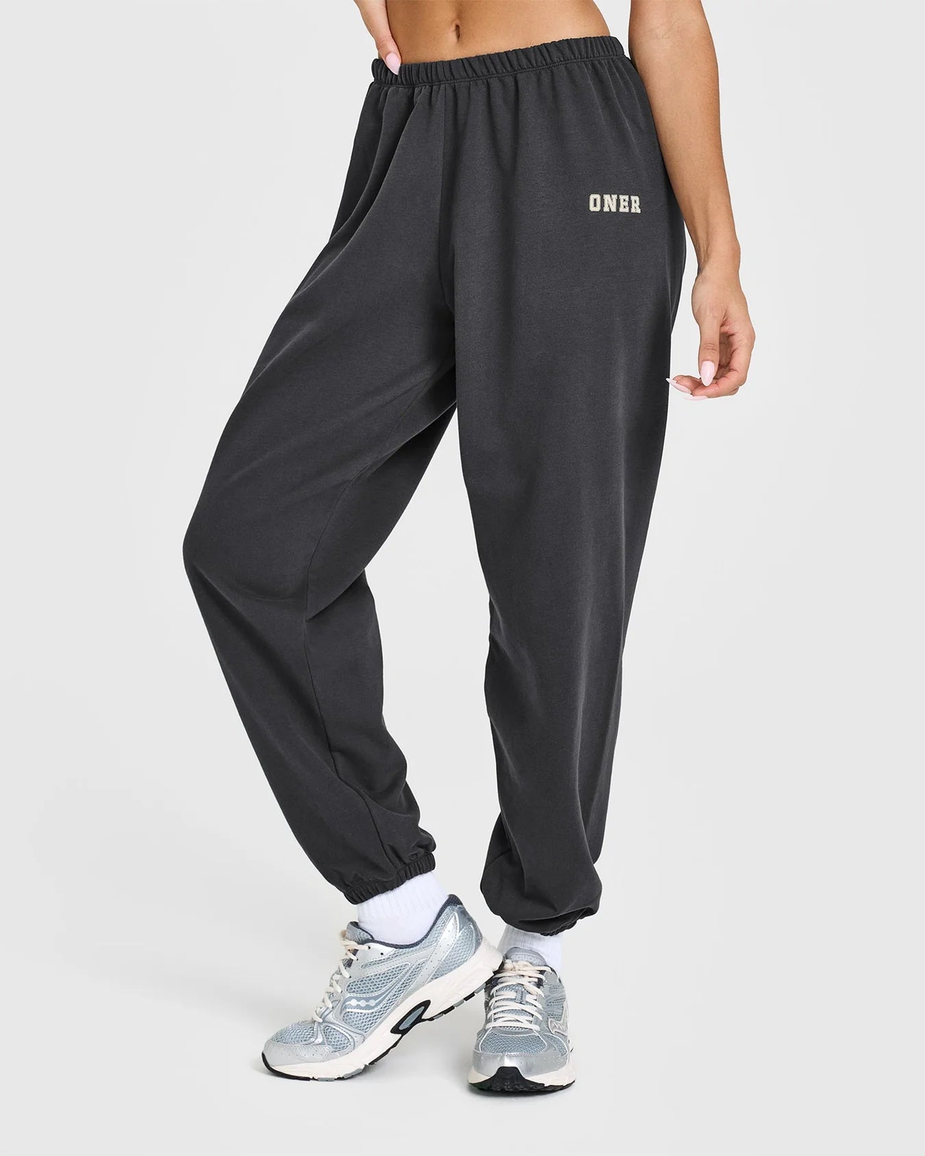 ONER ACTIVE LIGHTWEIGHT JOGGERS WITH PRINTED LOGO