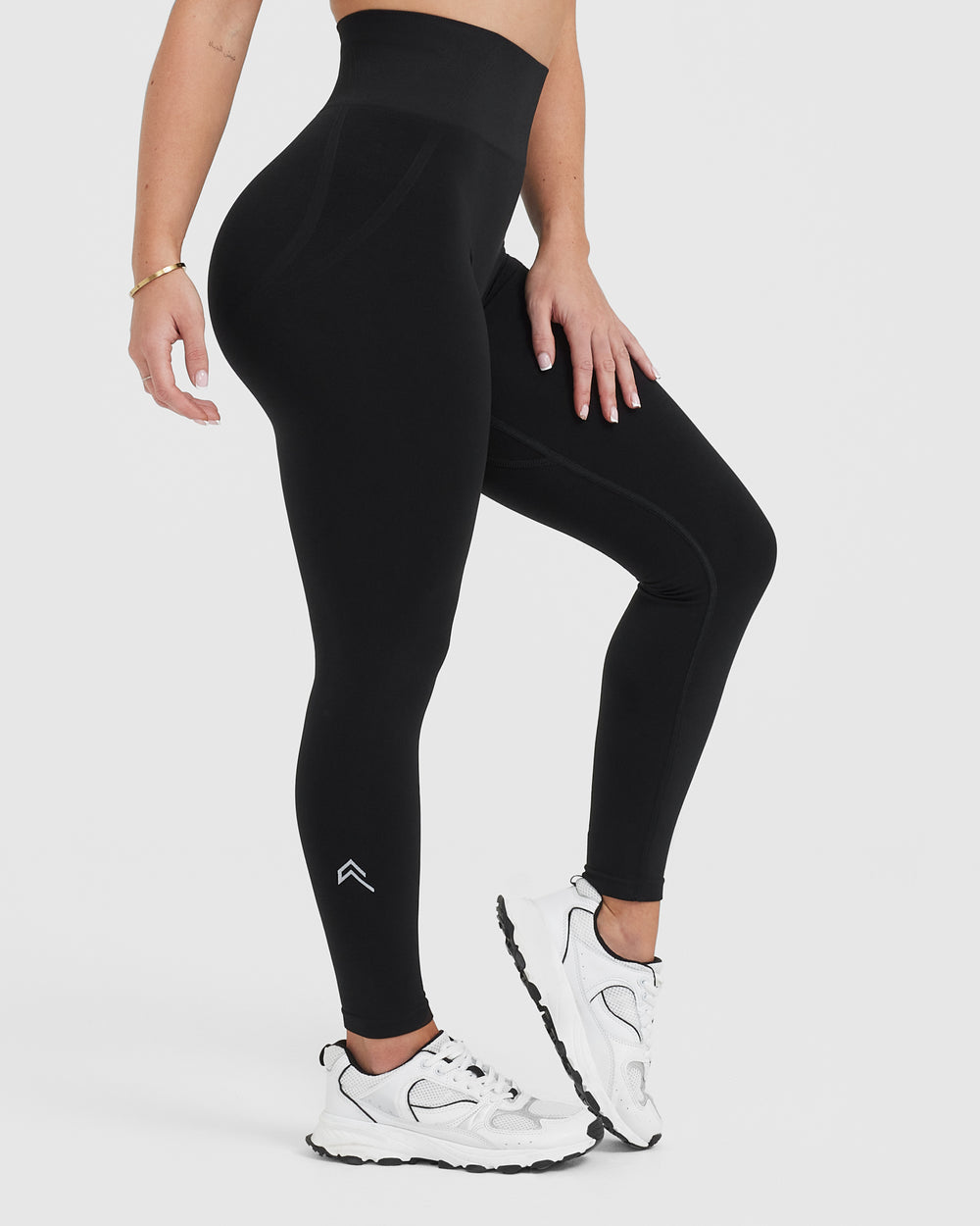 ONER ACTIVE
EFFORTLESS SEAMLESS LEGGINGS - Azula sportswear