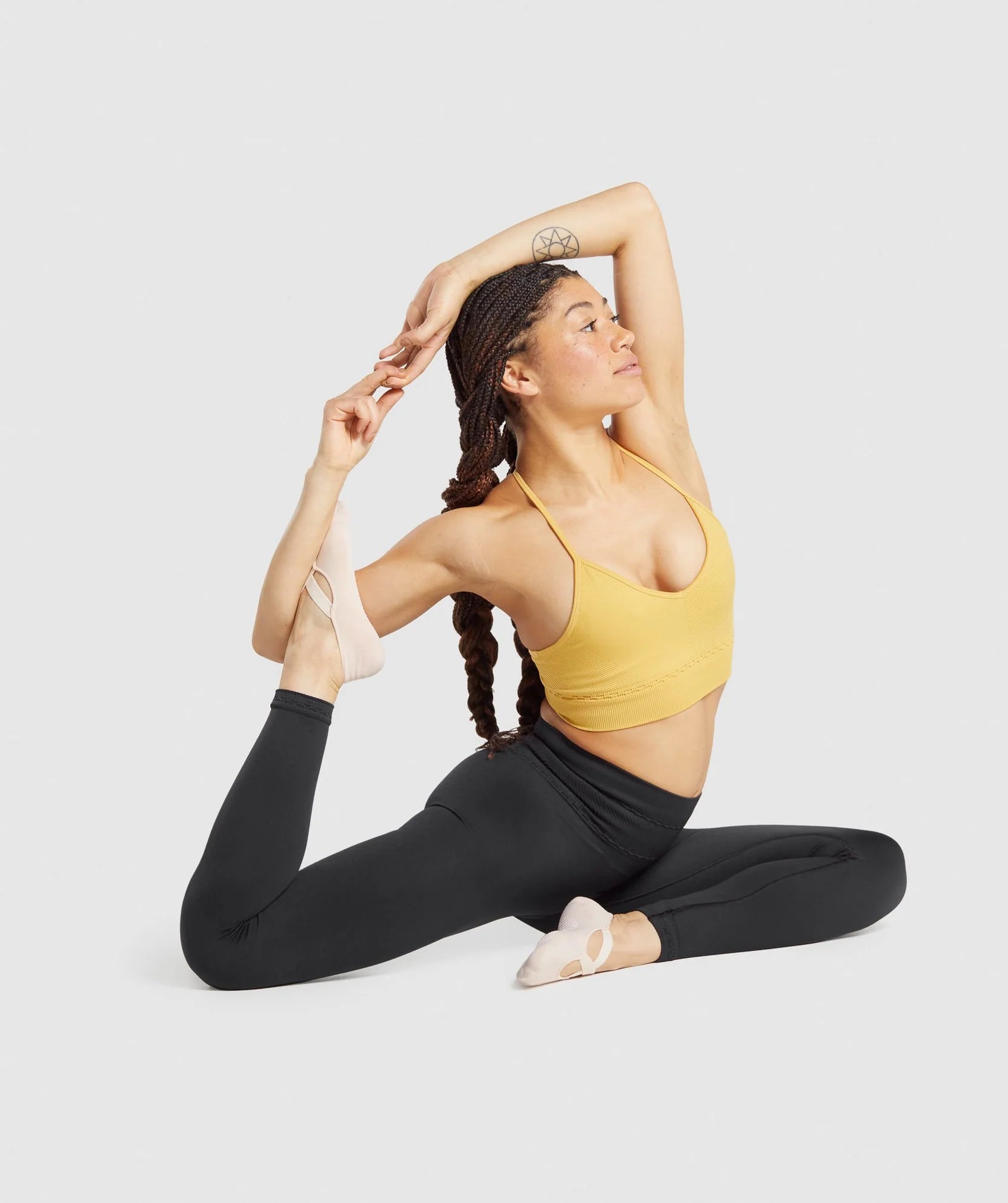 GYMSHARK STUDIO SEAMLESS SPORTS BRA - Azula sportswear