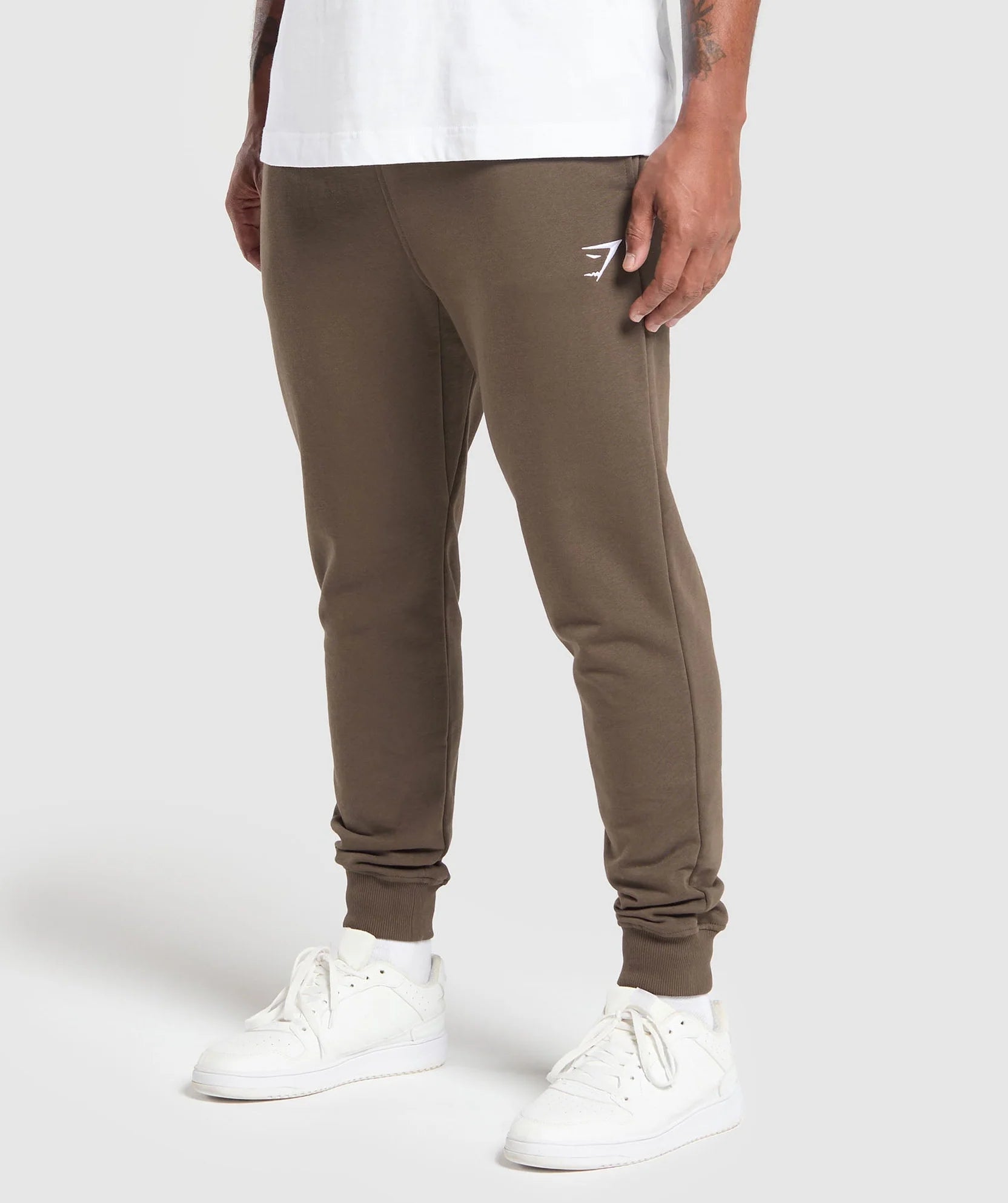 GYMSHARK CREST JOGGERS