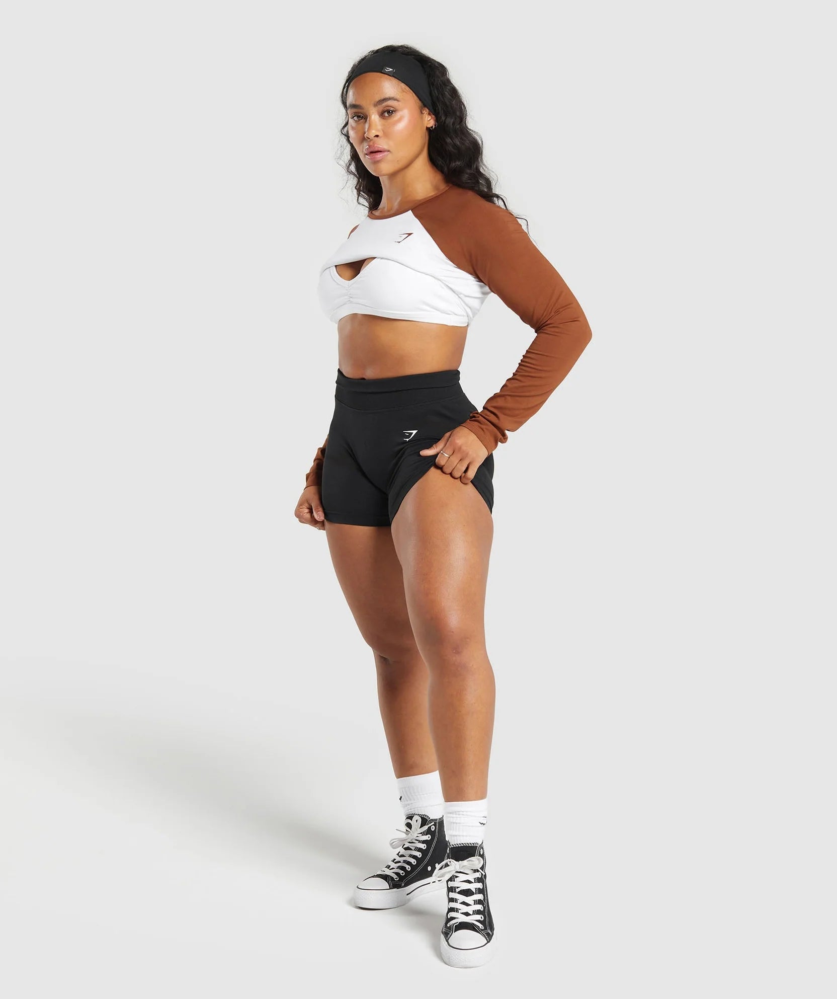 GYMSHARK LIFTING ESSENTIAL LONG SLEEVE CROP TOP