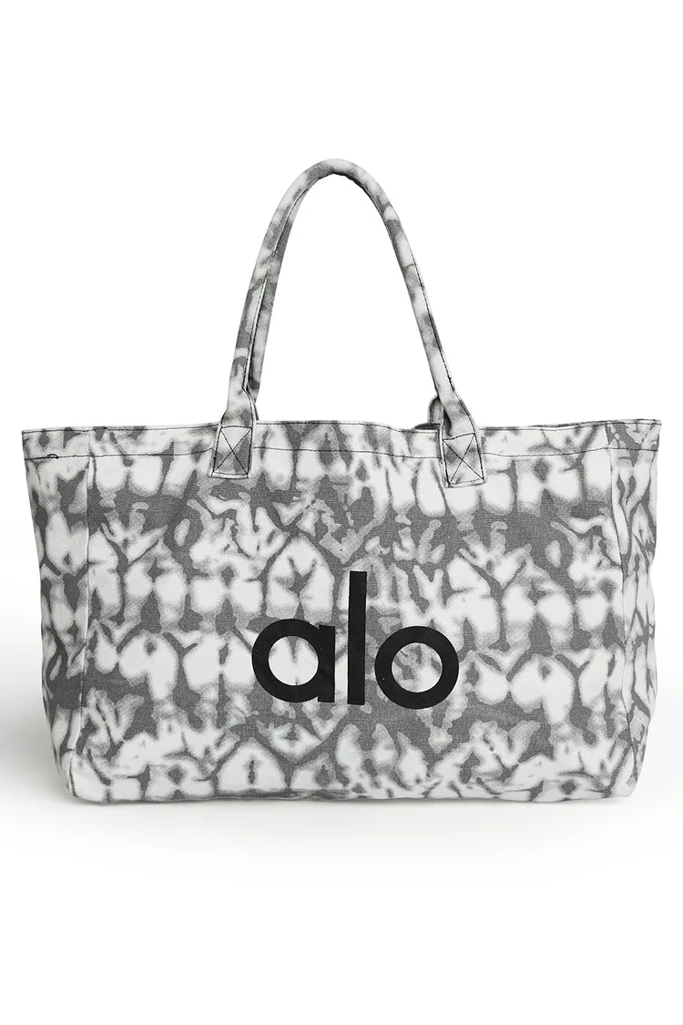 Alo Iconic Shopper Tote - Azula sportswear