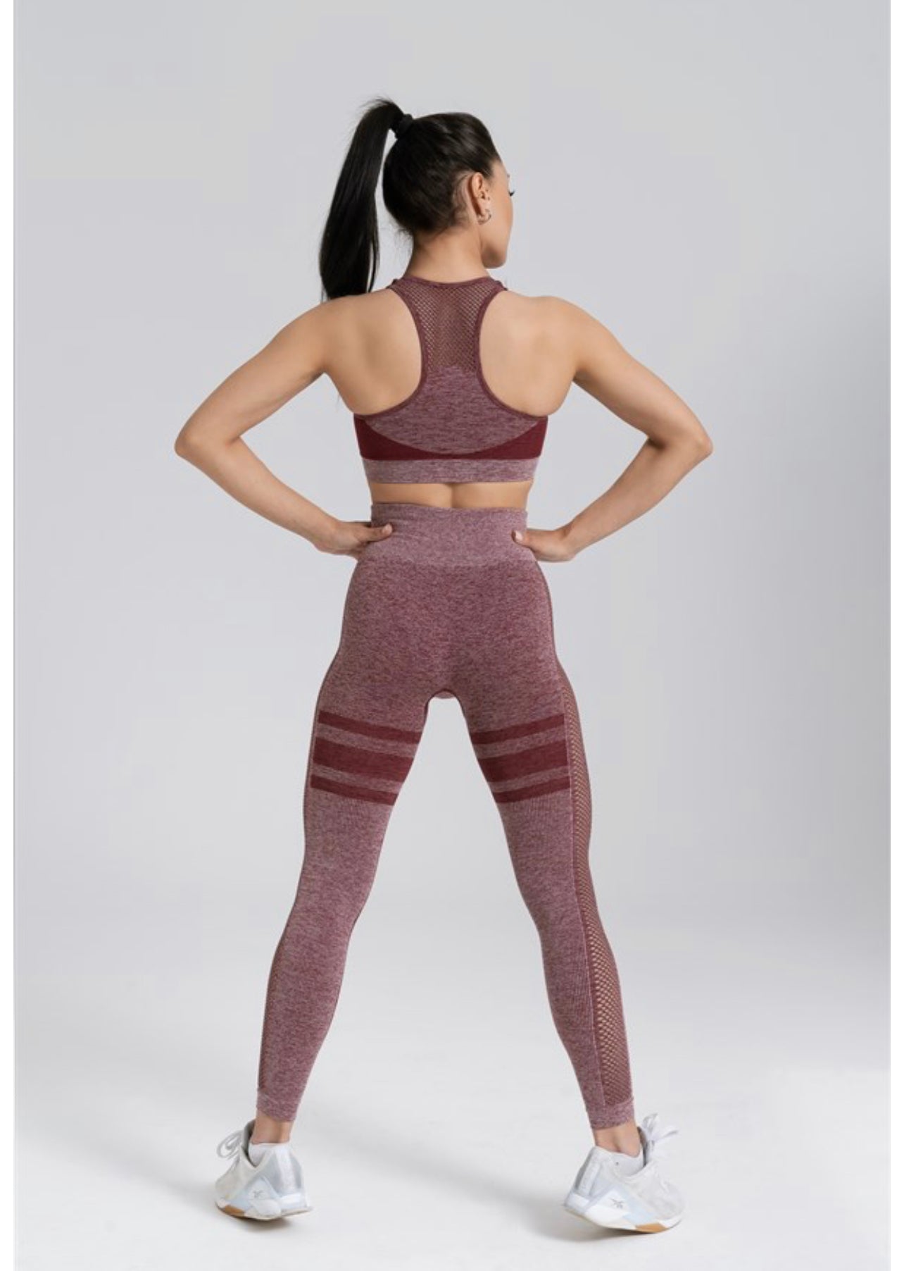 Gymwolves Seamless Sports Bra | Seamles Bras | Red | Queen Series | - Azula sportswear