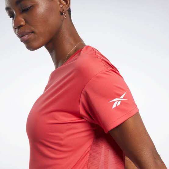 Reebok Wor Comm Poly Solid Women's Pink Training T-Shirt - Azula sportswear