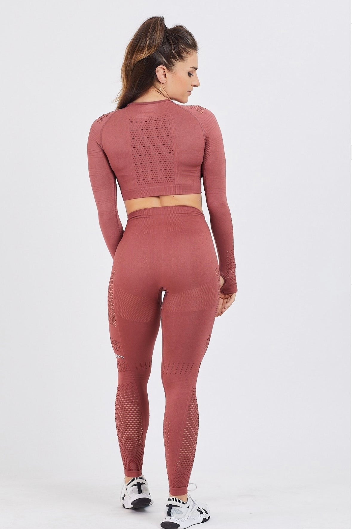 Gymwolves Women Long Sleeve Seamles Sport Tshirt | Crop Tops - Azula sportswear