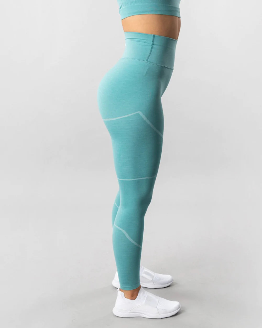 ALPHALETE OG REVIVAL LEGGING - Azula sportswear