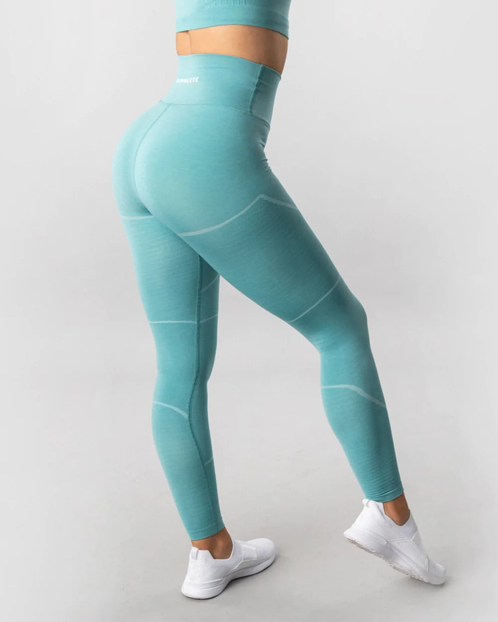 ALPHALETE OG REVIVAL LEGGING - Azula sportswear