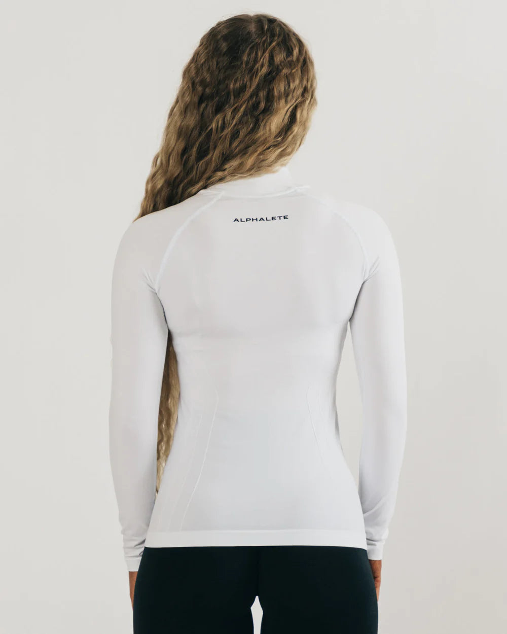 AlPHALETE SEAMLESS PULLOVER - Azula sportswear