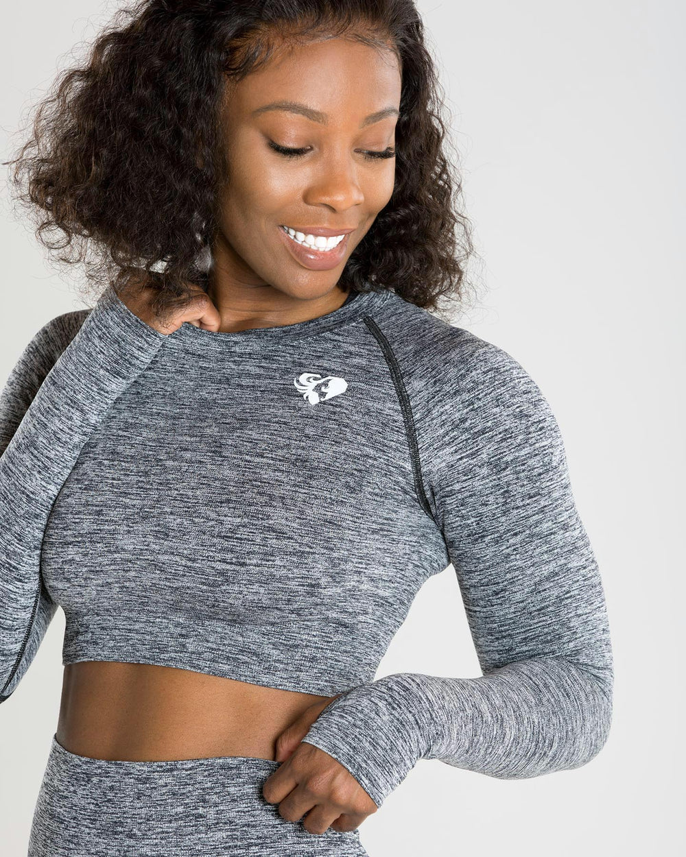 WOMEN’S BEST MOVE SEAMLESS LONG SLEEVE CROP TOP - Azula sportswear