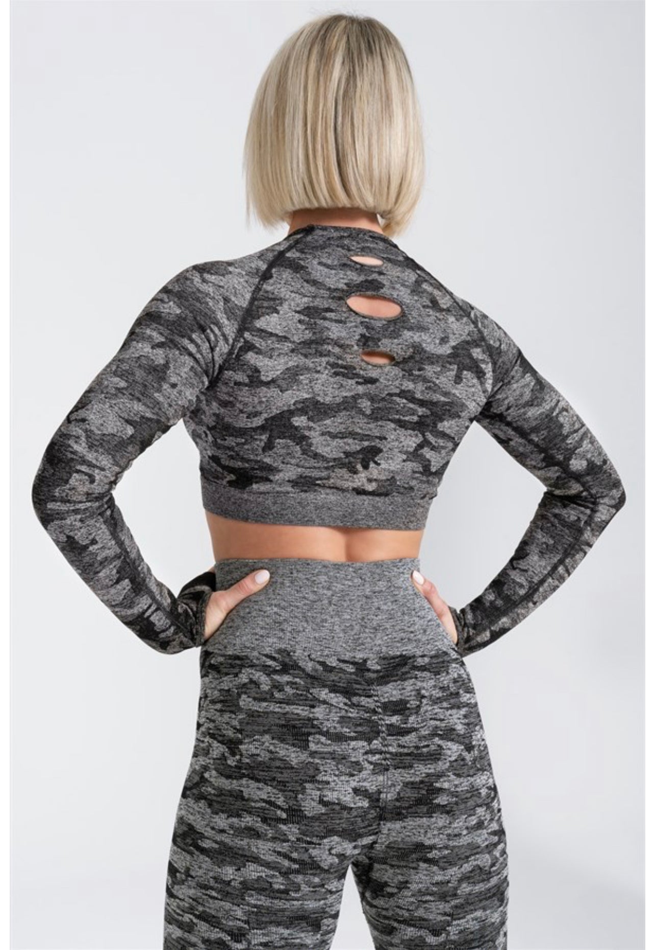 Gymwolves Women Long Sleeve Seamles Sport Tshirt | Black | Crop Tops | Action Series | - Azula sportswear