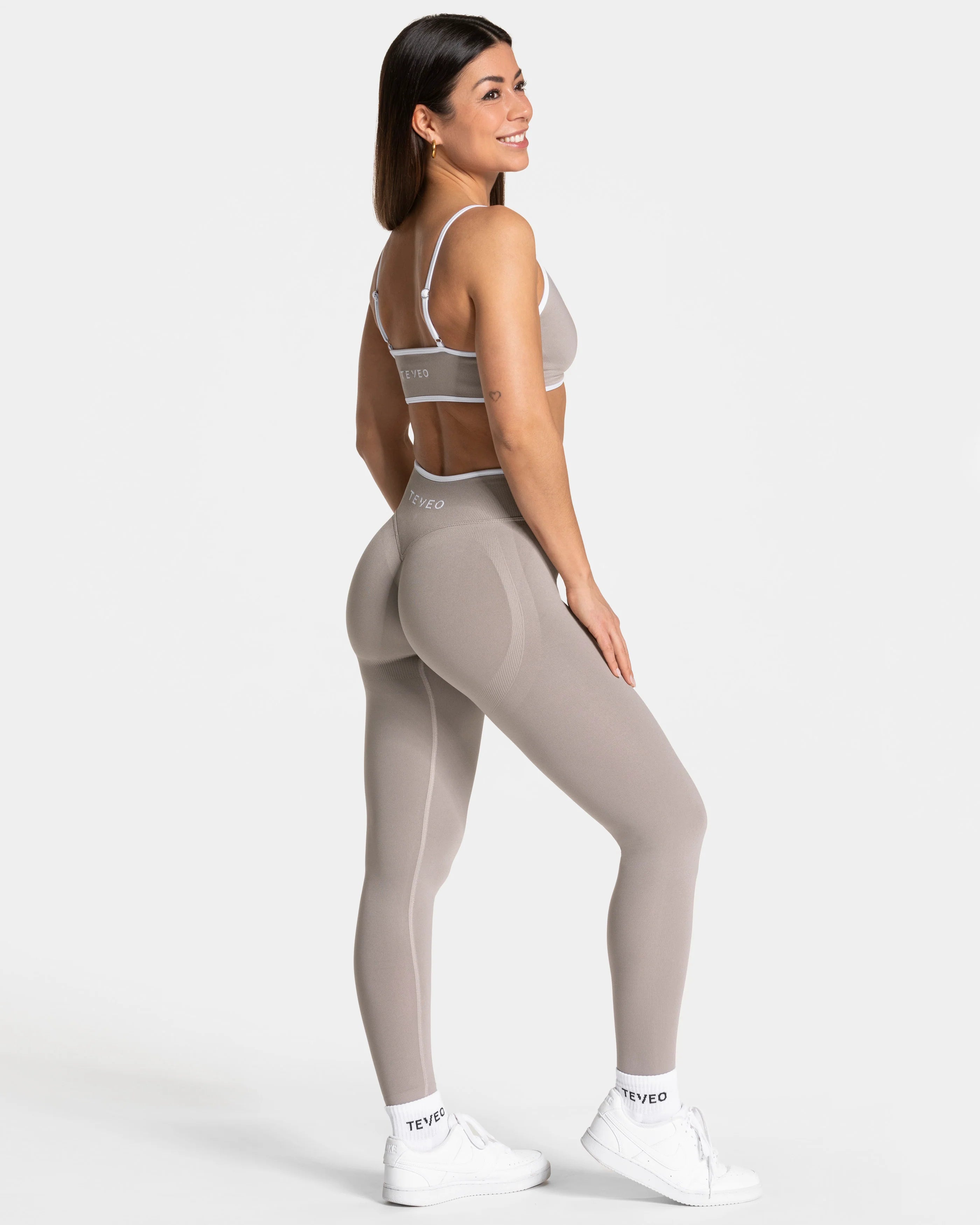 Contrastline Sculpt Scrunch Leggings ‘Stone’