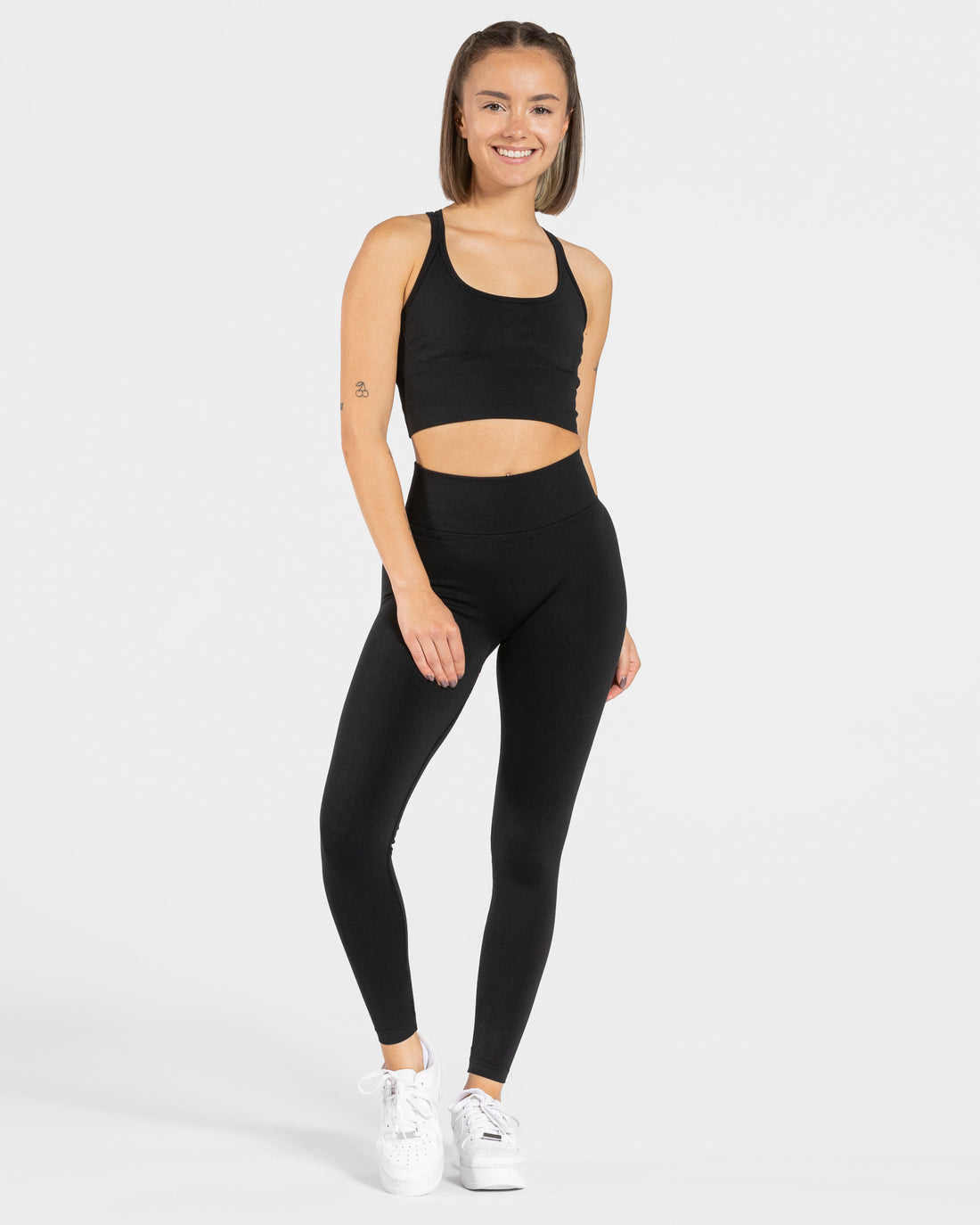 TEVEO Statement Scrunch Leggings “Black”