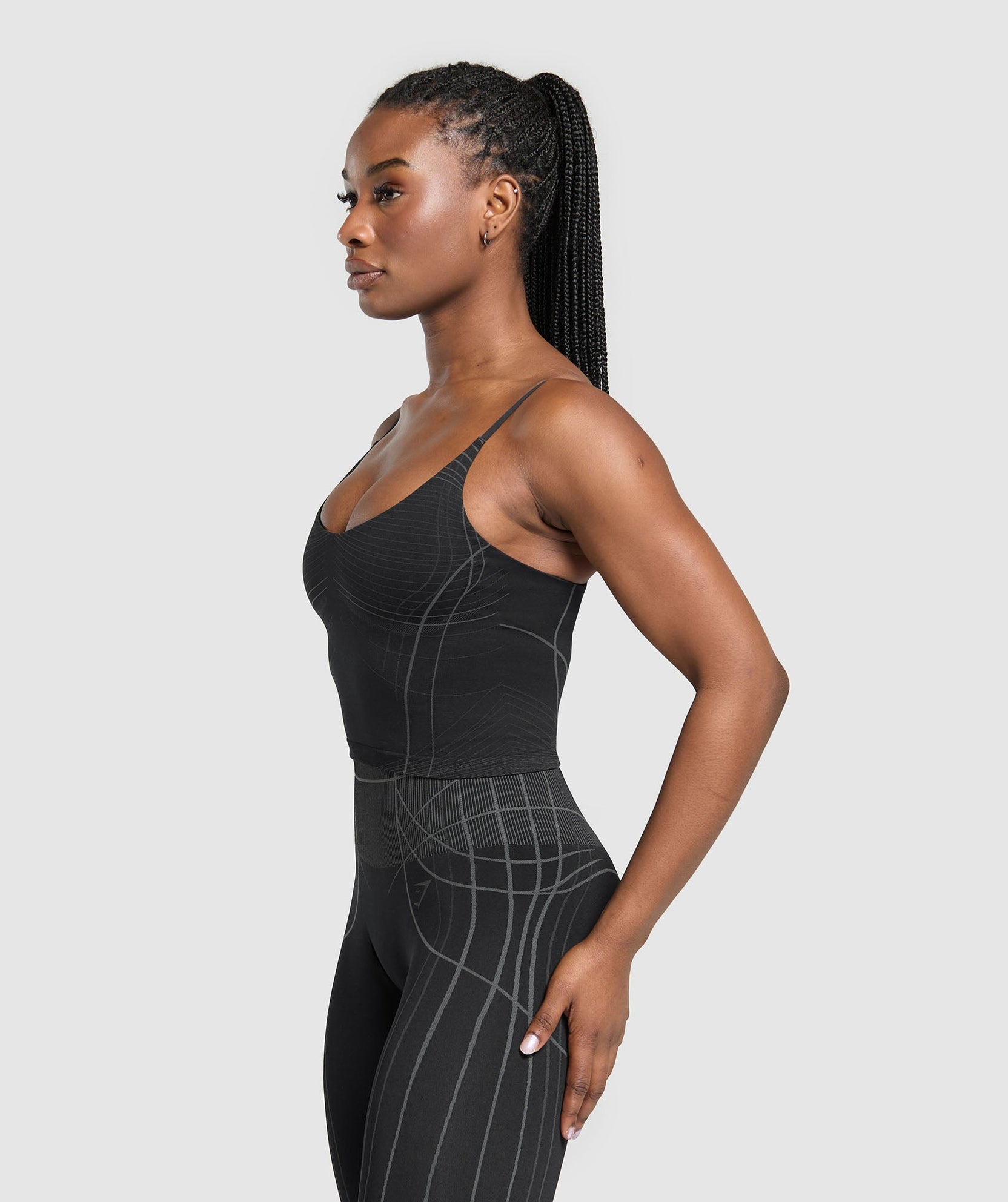 GYMSHARK APEX SEAMLESS MIDI TANK WITH SHELF