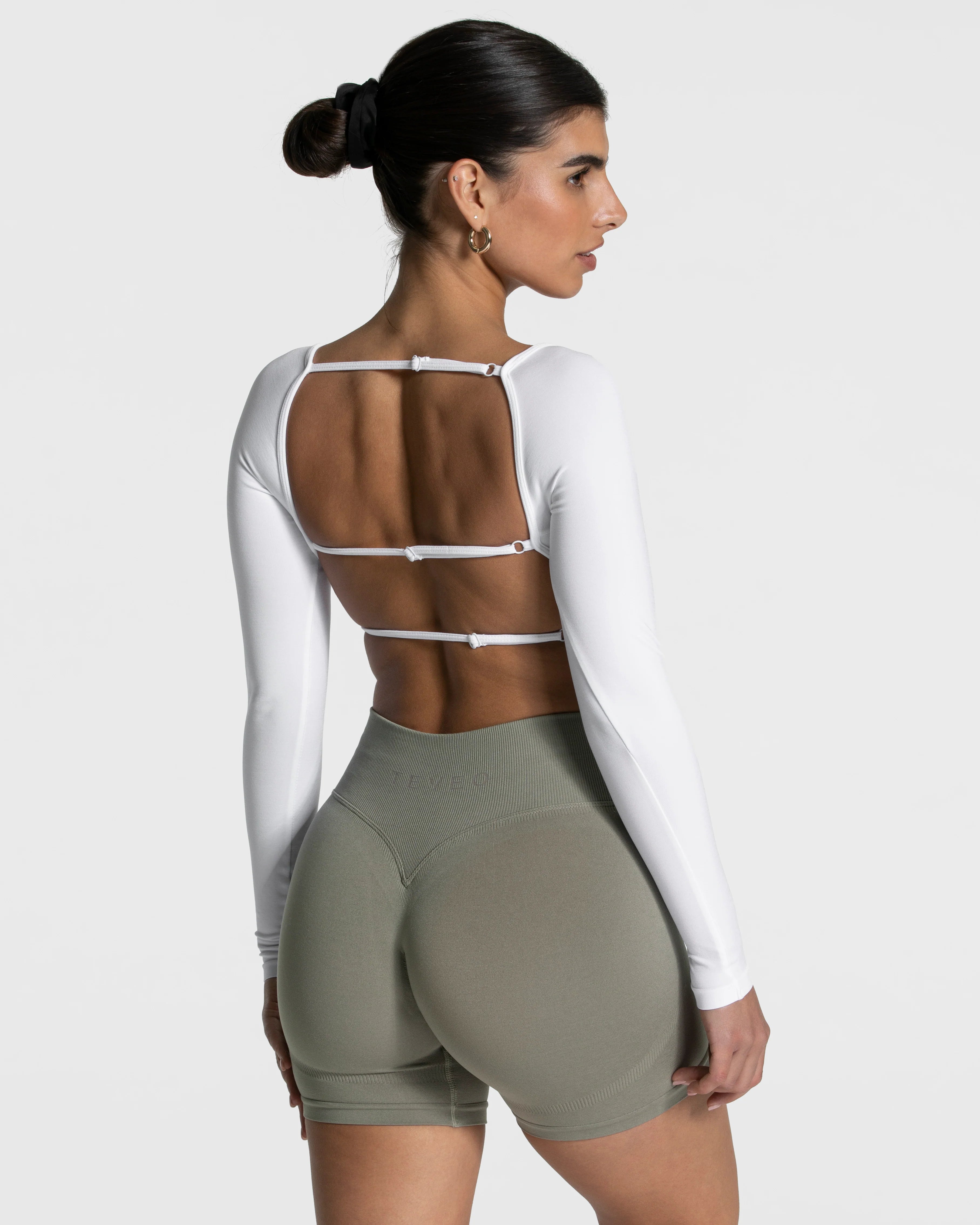 Teveo Femme Backless Longsleeve ‘White’