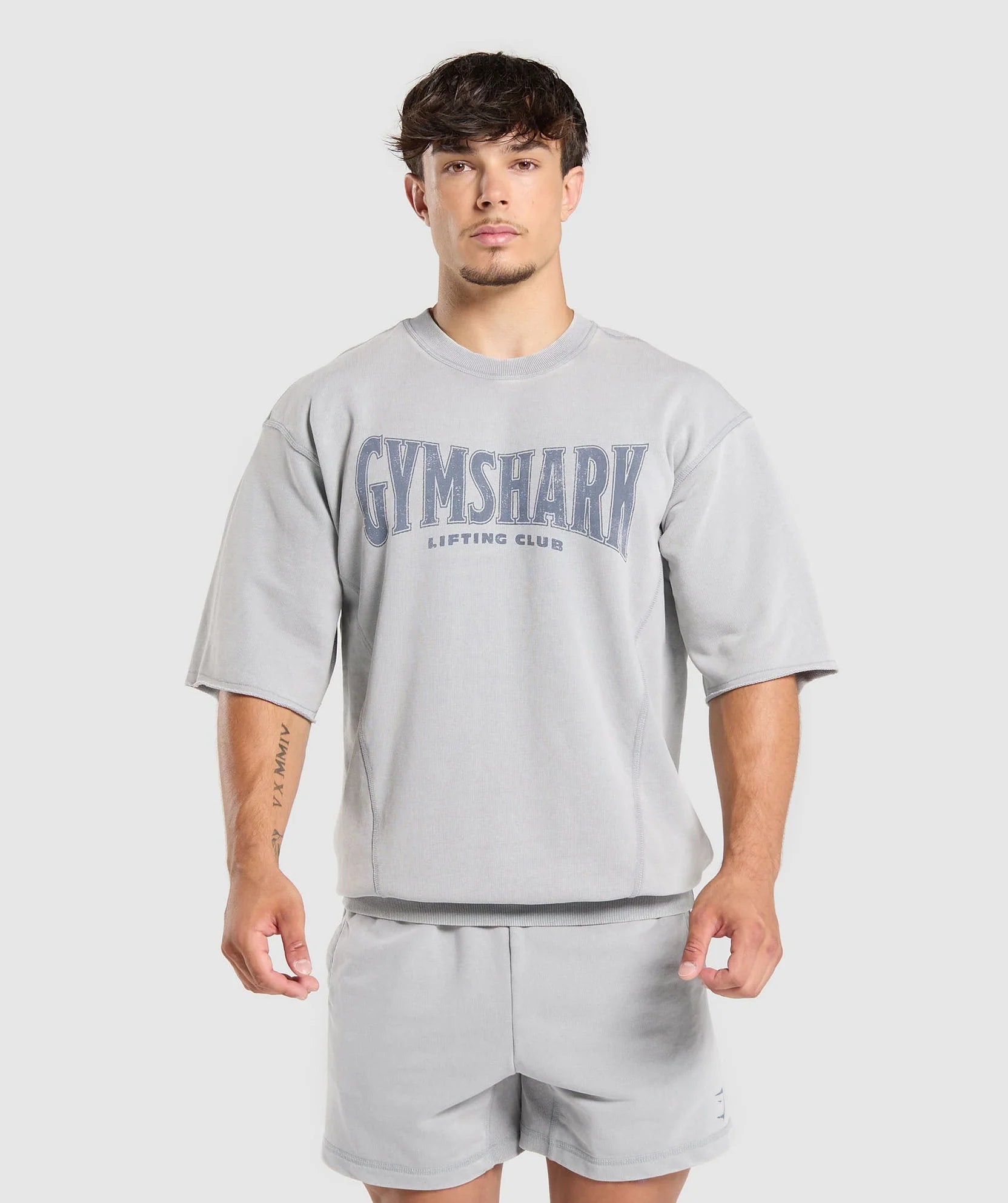 GYMSHARK HERITAGE WASHED SHORT SLEEVE CREW
