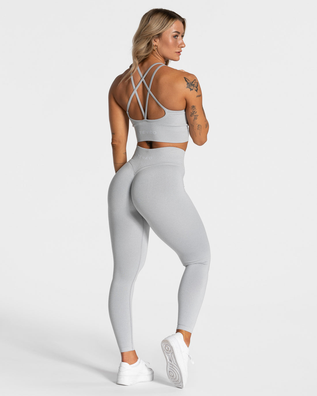 TEVEO Statement Scrunch Leggings “Light Gray”