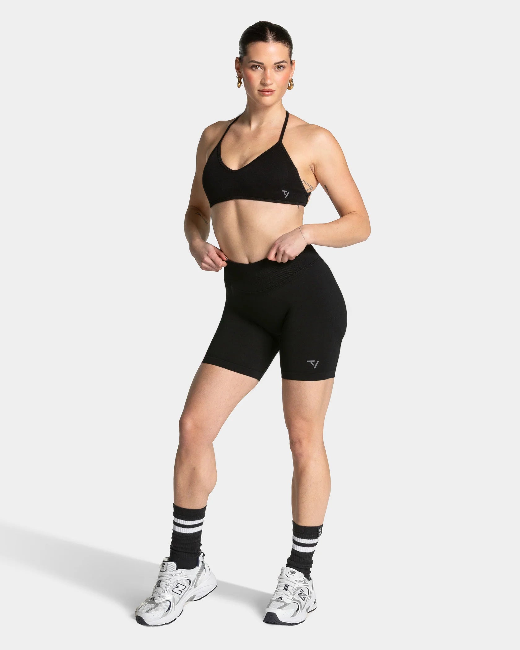 TEVEO Lift Sculpt Scrunch Shorts