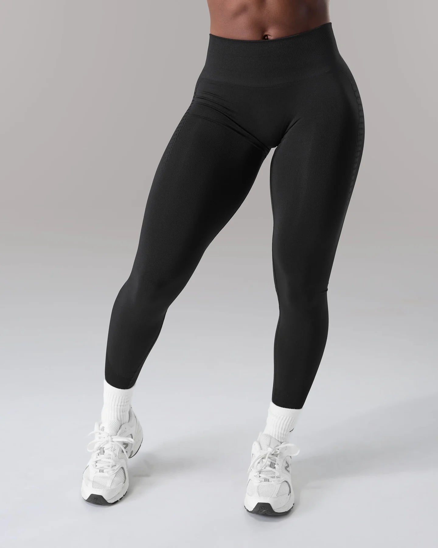 ALPHALETE CONTOUR ULTRA-HIGH RISE LEGGING