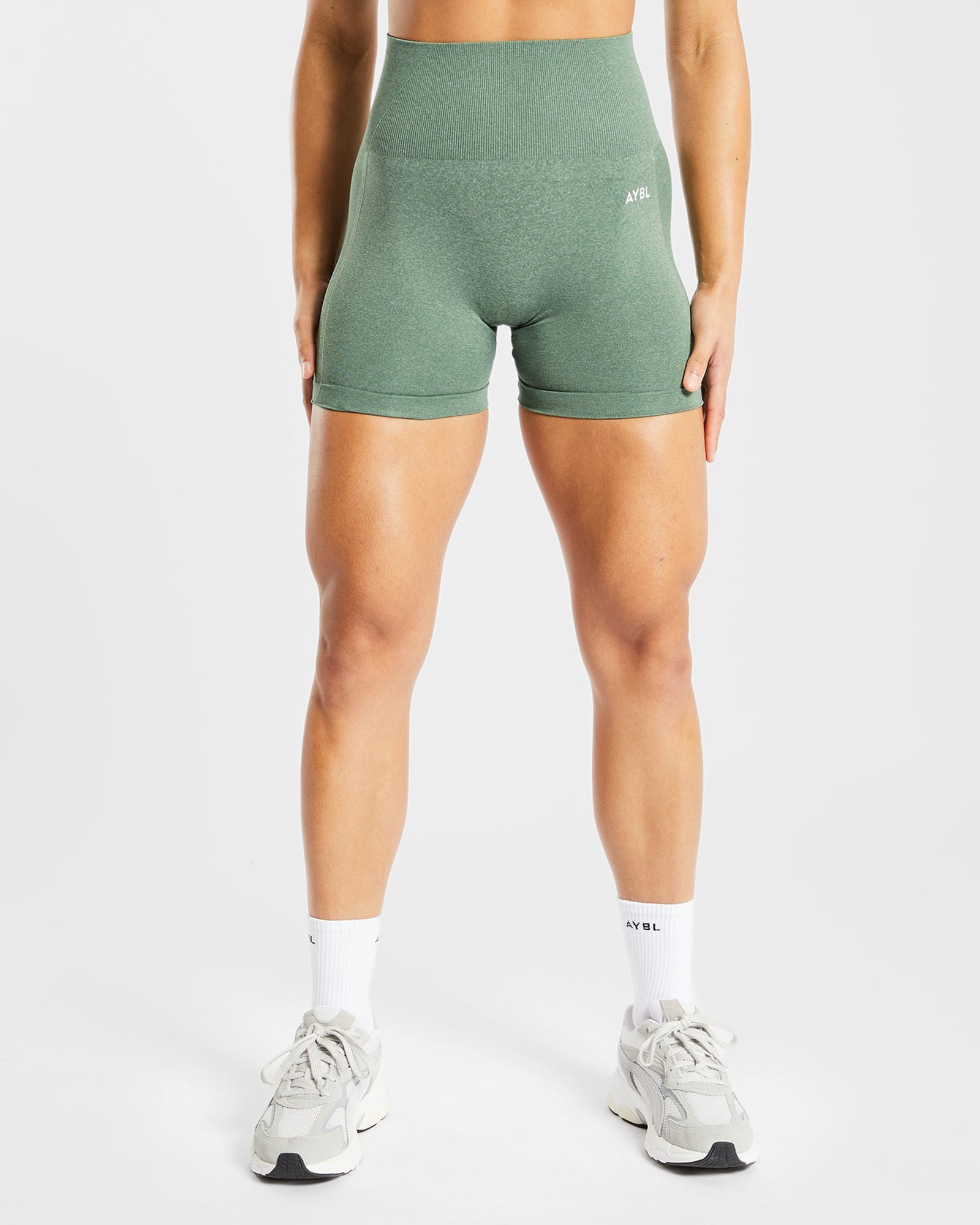 EMPOWER SEAMLESS SHORTS