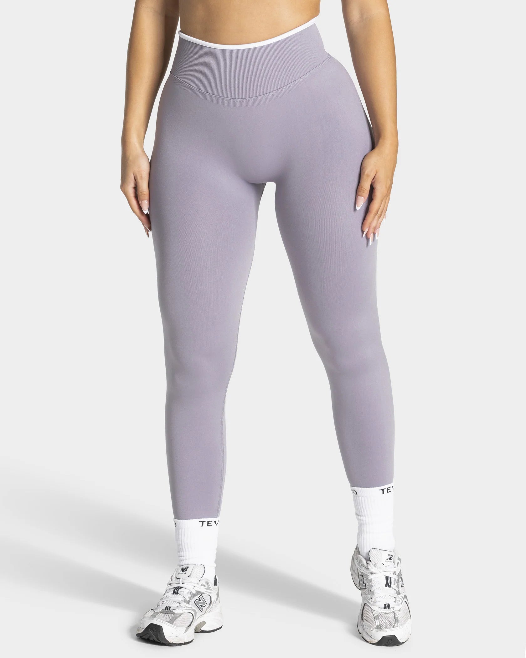 Contrastline Sculpt Scrunch Leggings