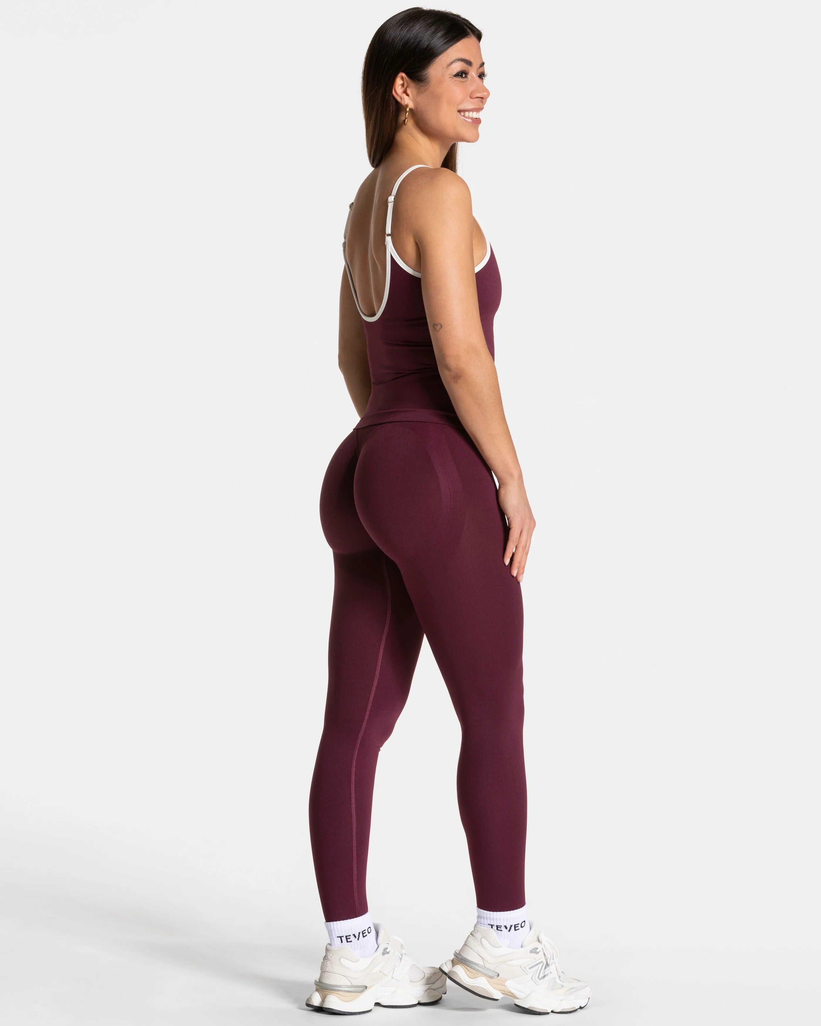 Teveo Contrastline Cami Top ‘Plum’