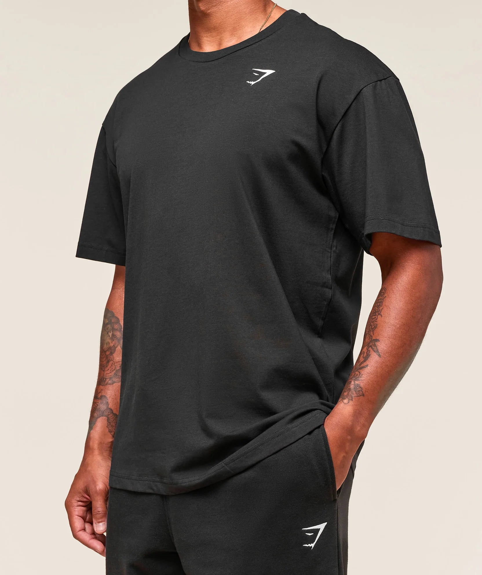 GYMSHARK ESSENTIAL OVERSIZED T-SHIRT