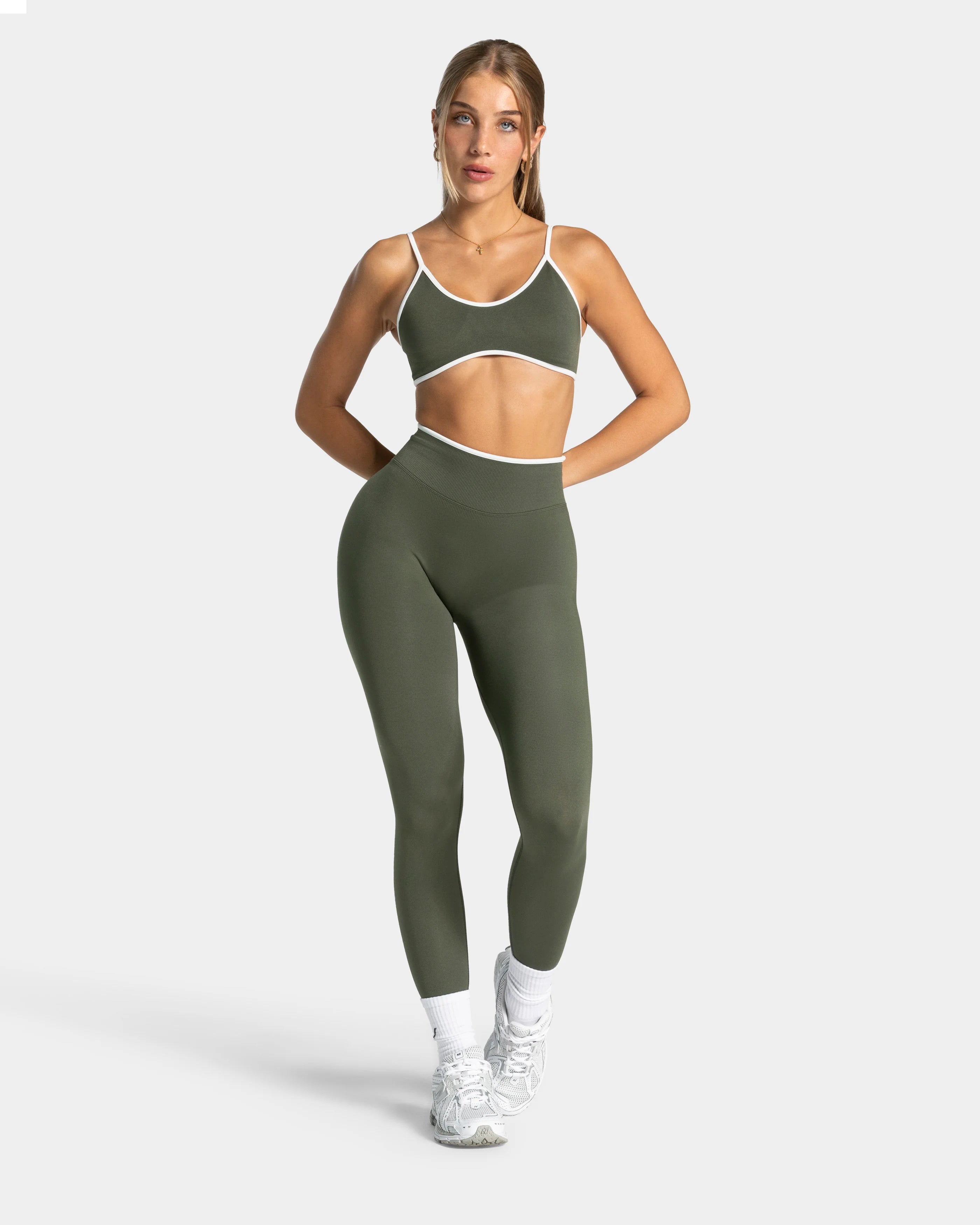 TEVEO Contrastline Sculpt Scrunch Leggings ‘Khaki’