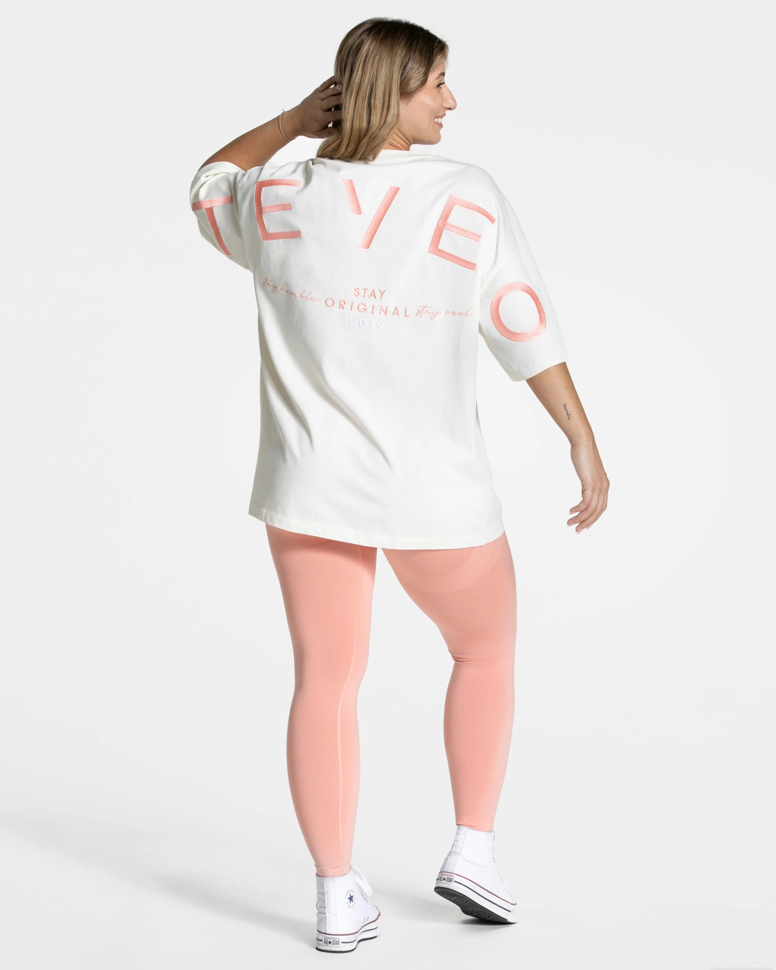 Teveo Signature Oversized T-Shirt ‘Peach’