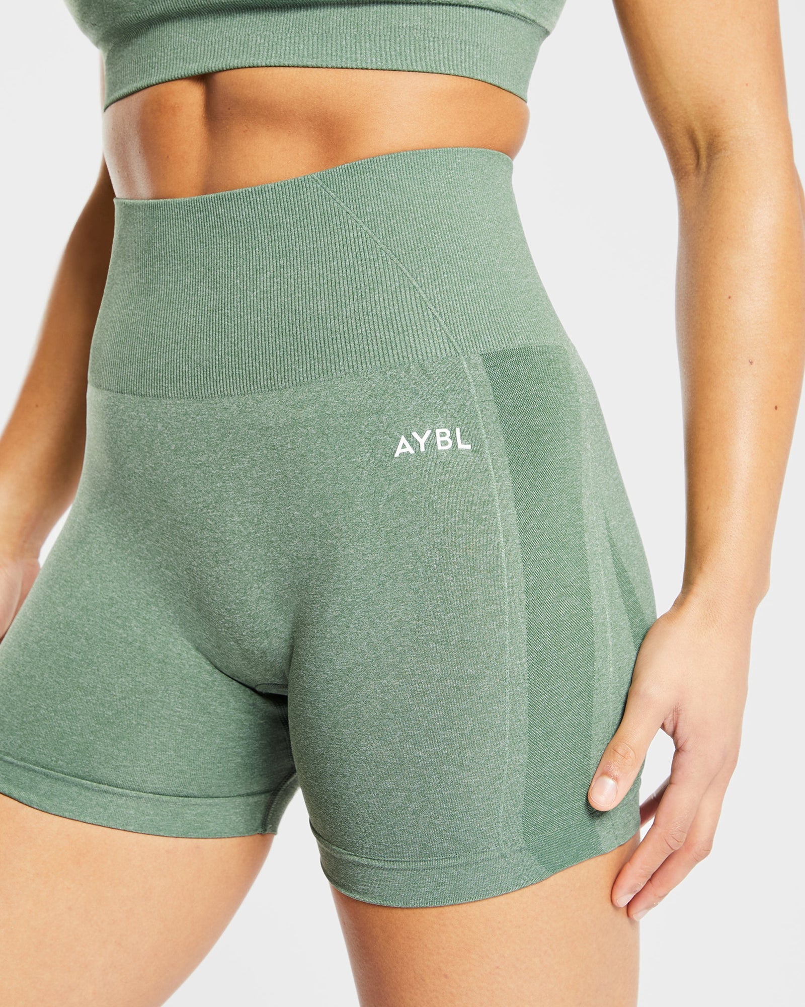 EMPOWER SEAMLESS SHORTS