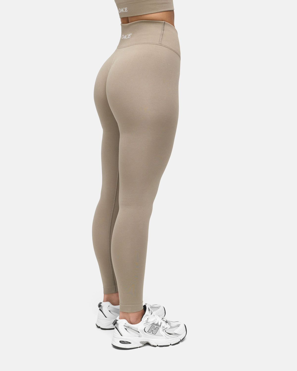 Oace Toned V-Shape Leggings