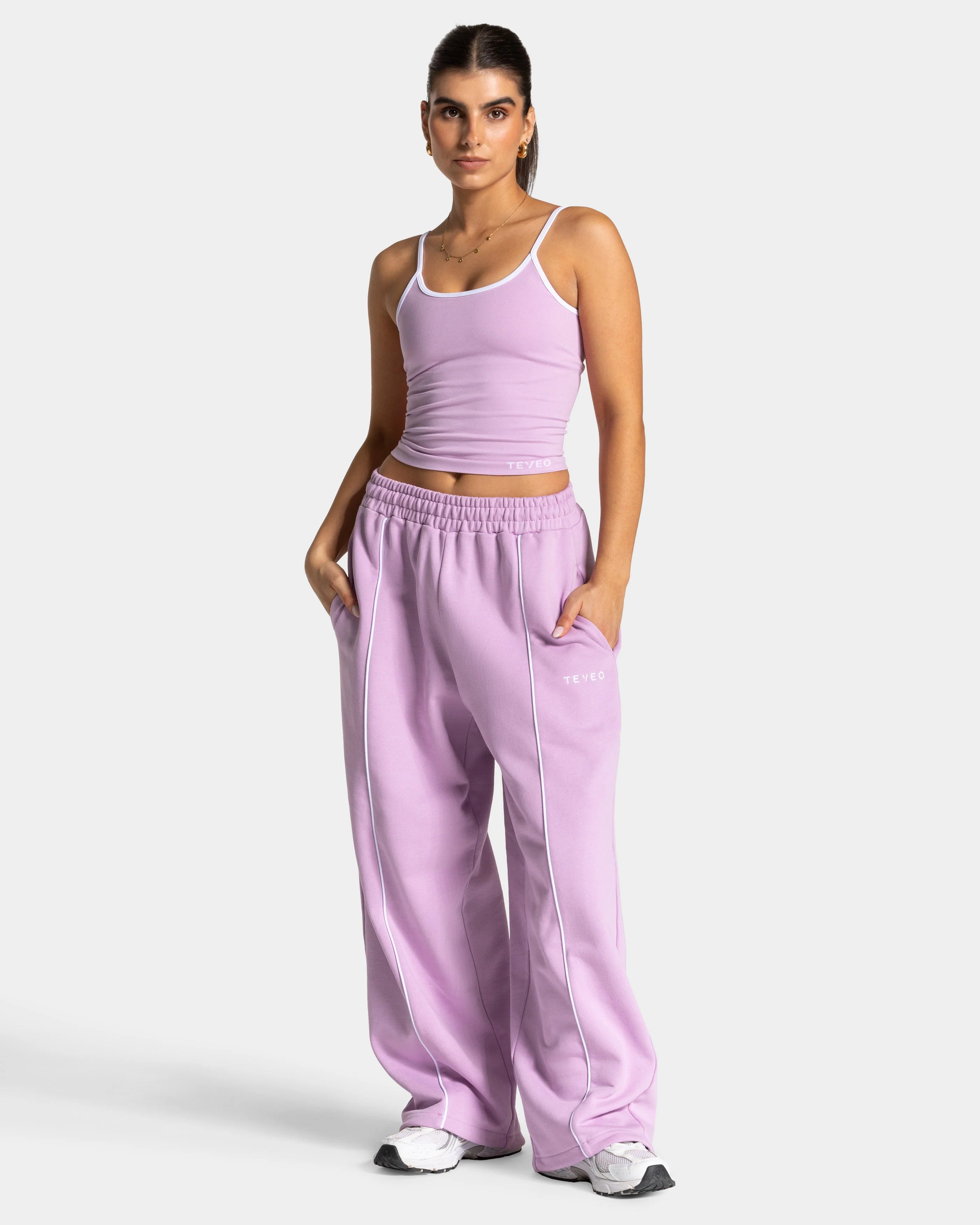 Teveo Contrastline Cami Top