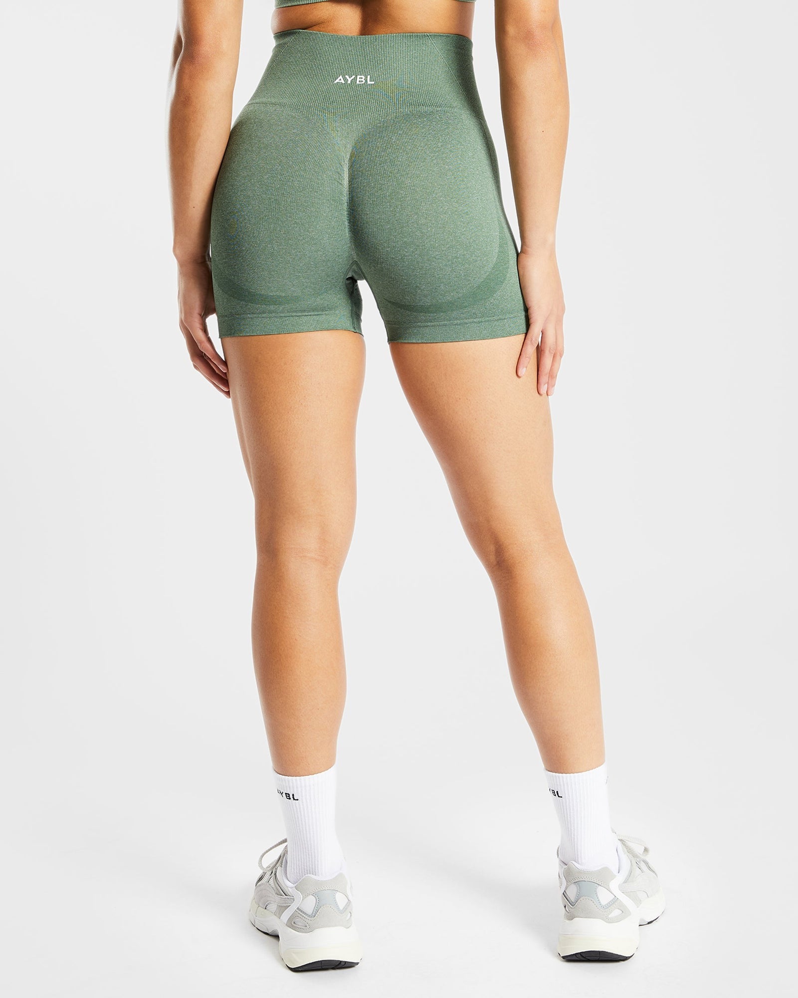 EMPOWER SEAMLESS SHORTS