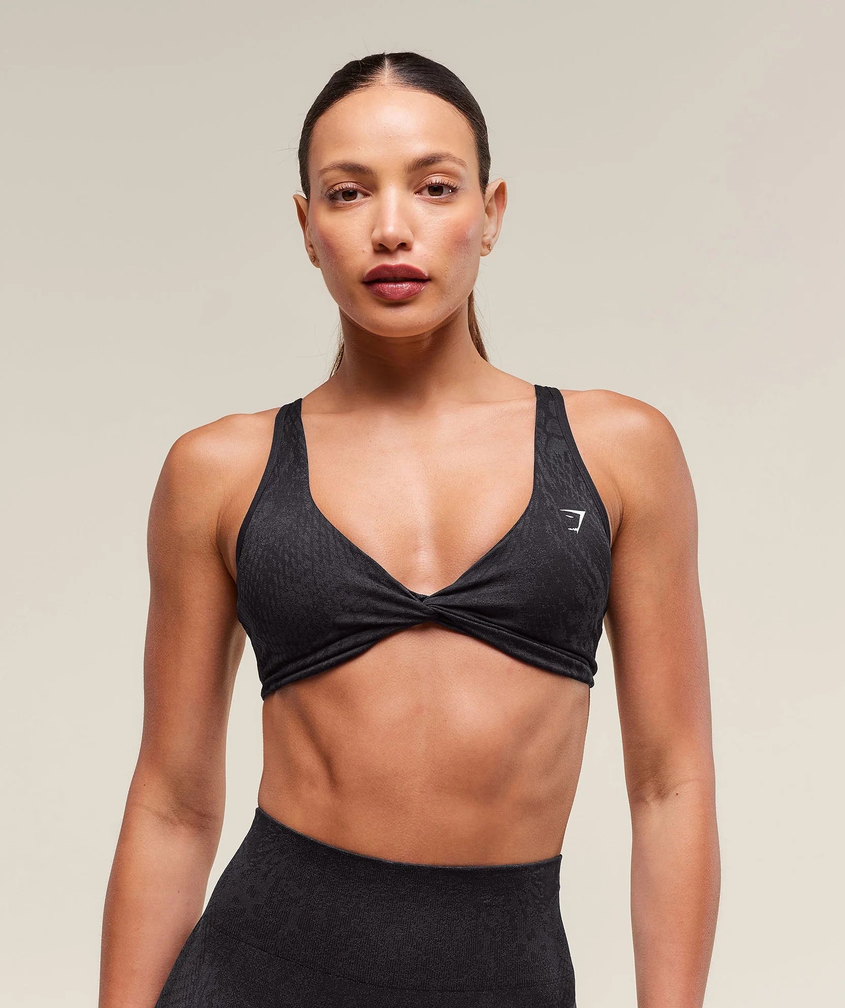 GYMSHARK ADAPT ANIMAL X WHITNEY SEAMLESS TWIST FRONT BRA