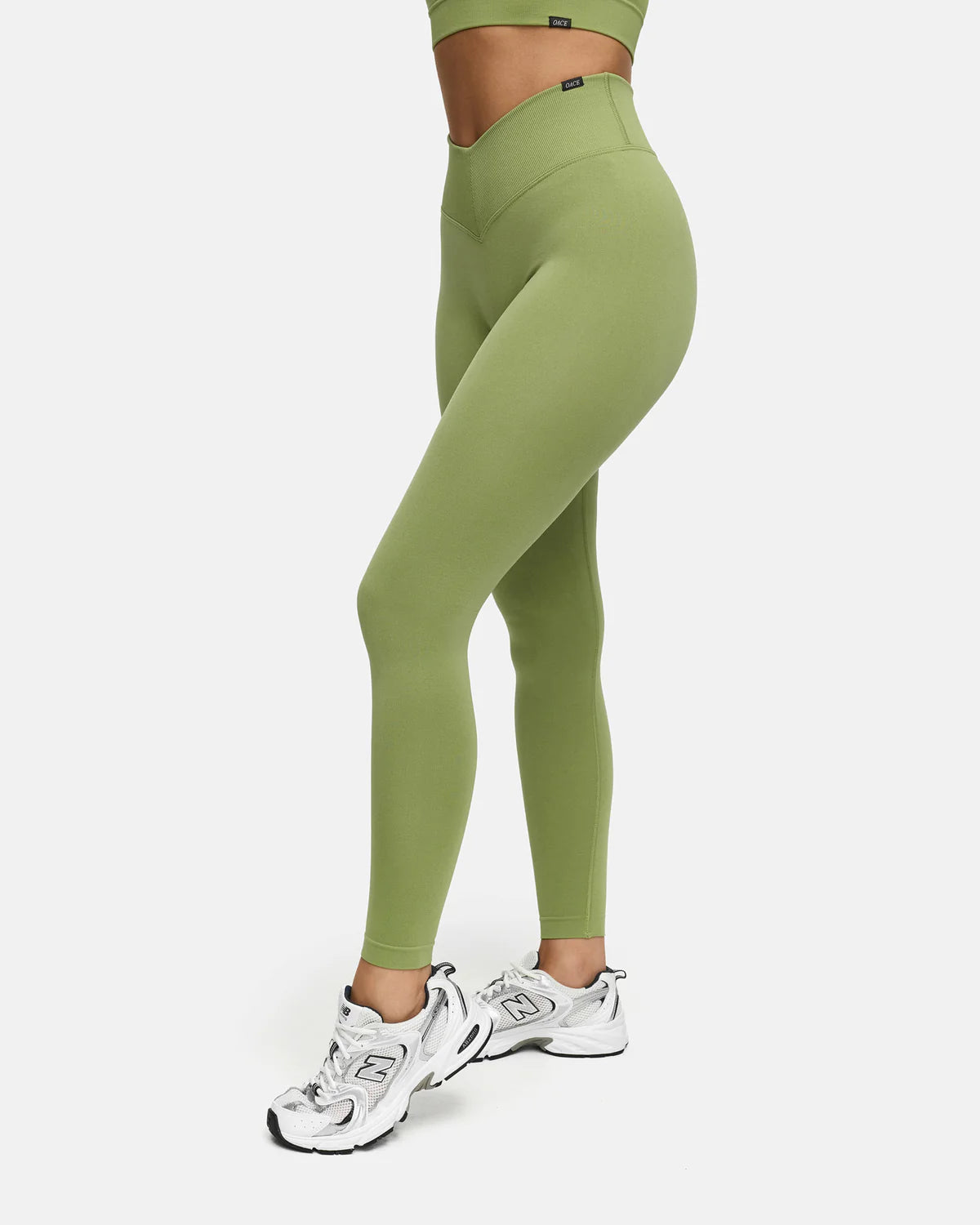 Oace Toned V-Shape Leggings