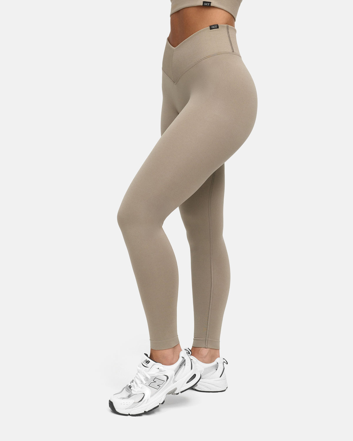 Oace Toned V-Shape Leggings