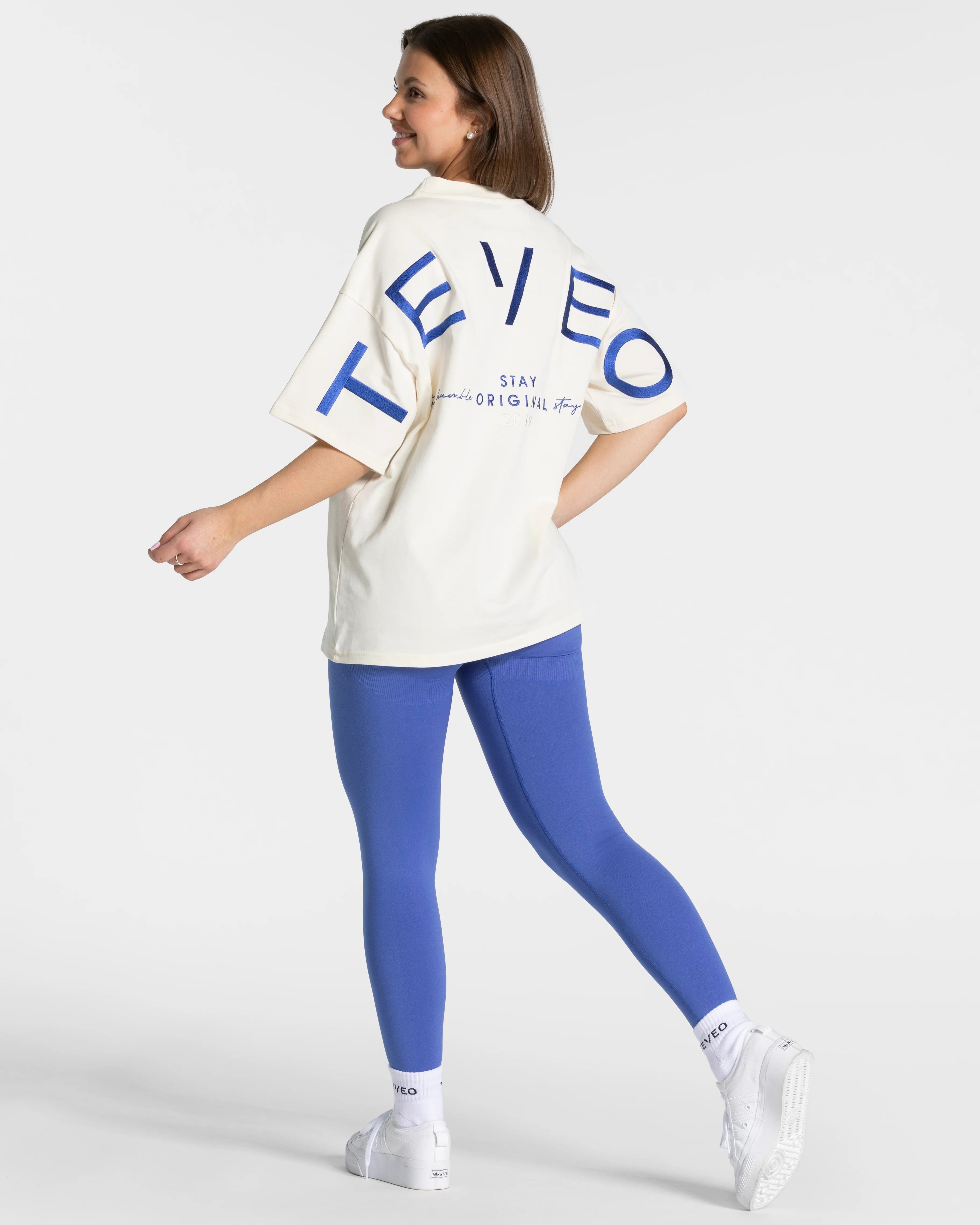 Teveo Signature Oversized T-Shirt ‘Off White’
