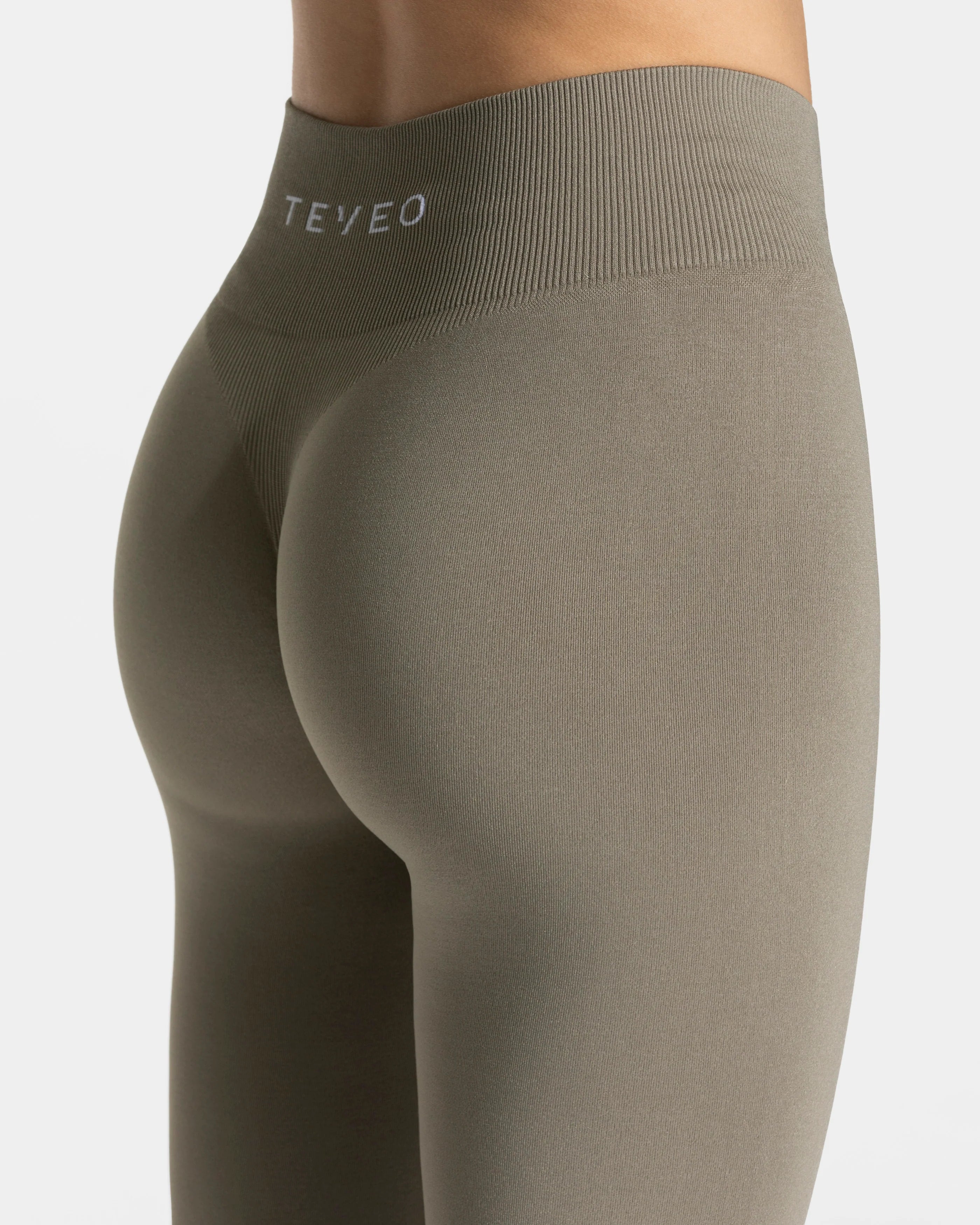 TEVEO Timeless Pro Covert Scrunch Leggings ‘Khaki’