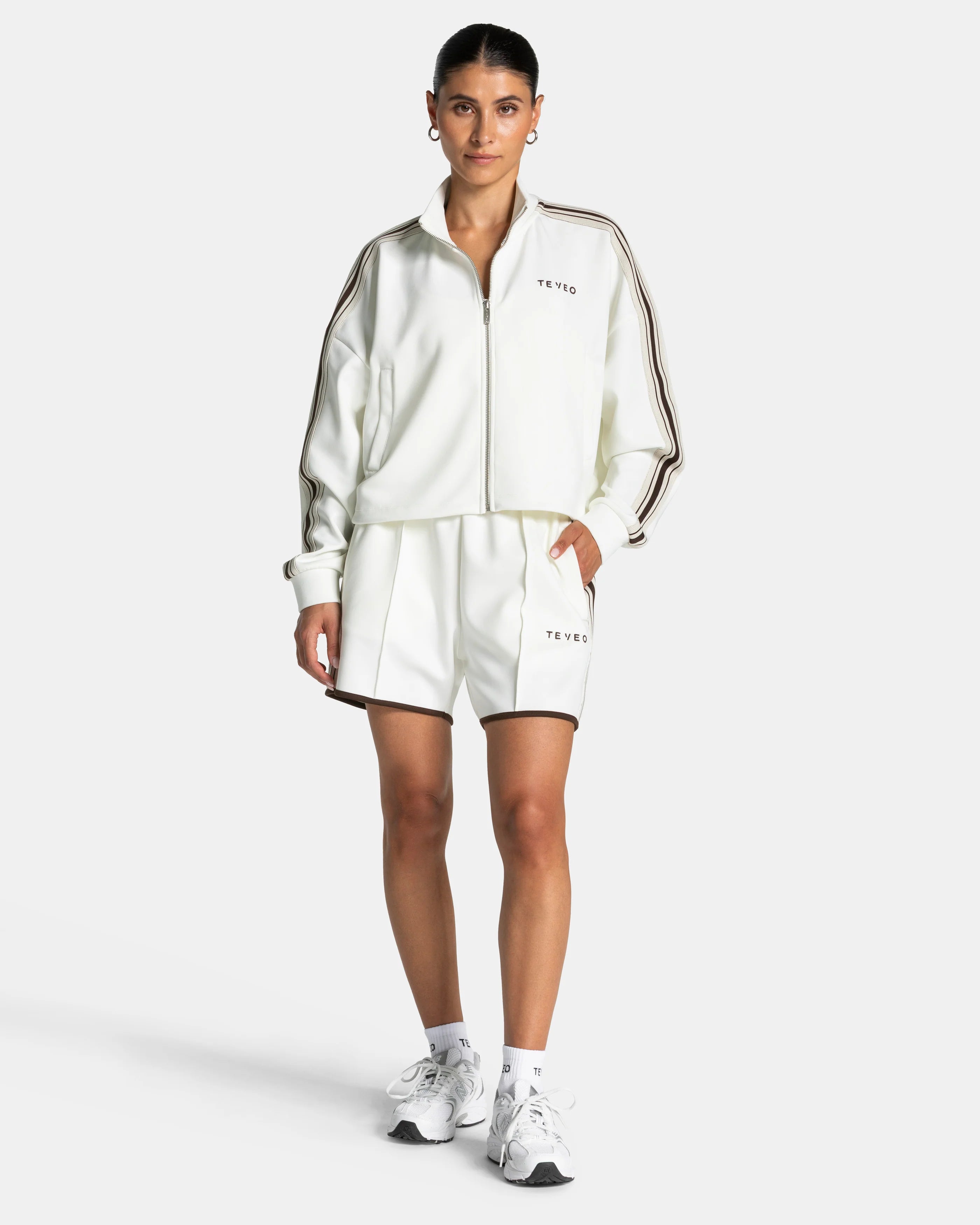 Teveo Club Cropped Zip Jacket ‘Off White’
