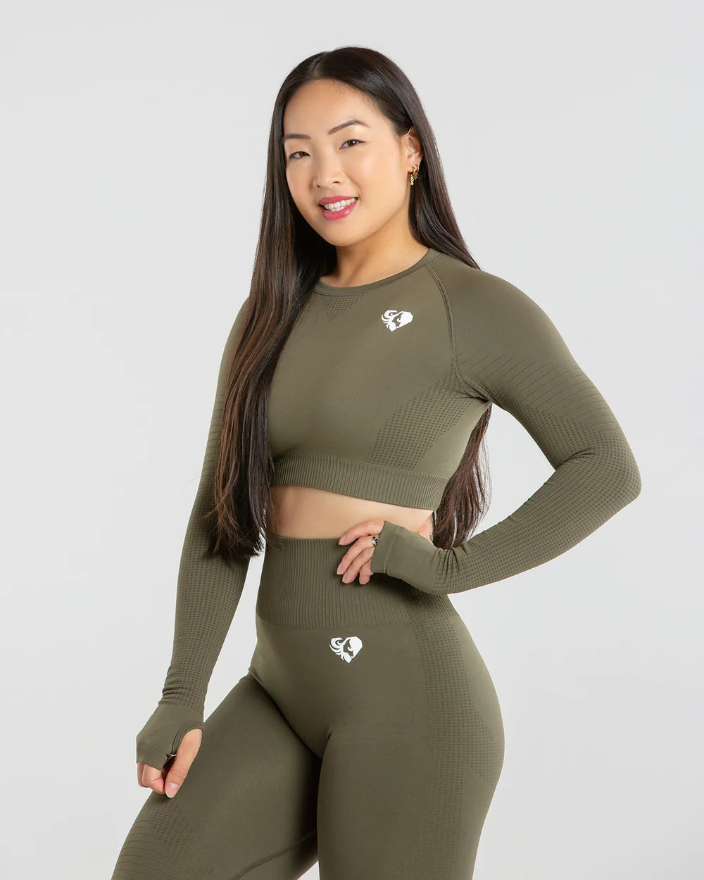 WOMEN’S BEST POWER SEAMLESS LONG SLEEVE CROP TOP