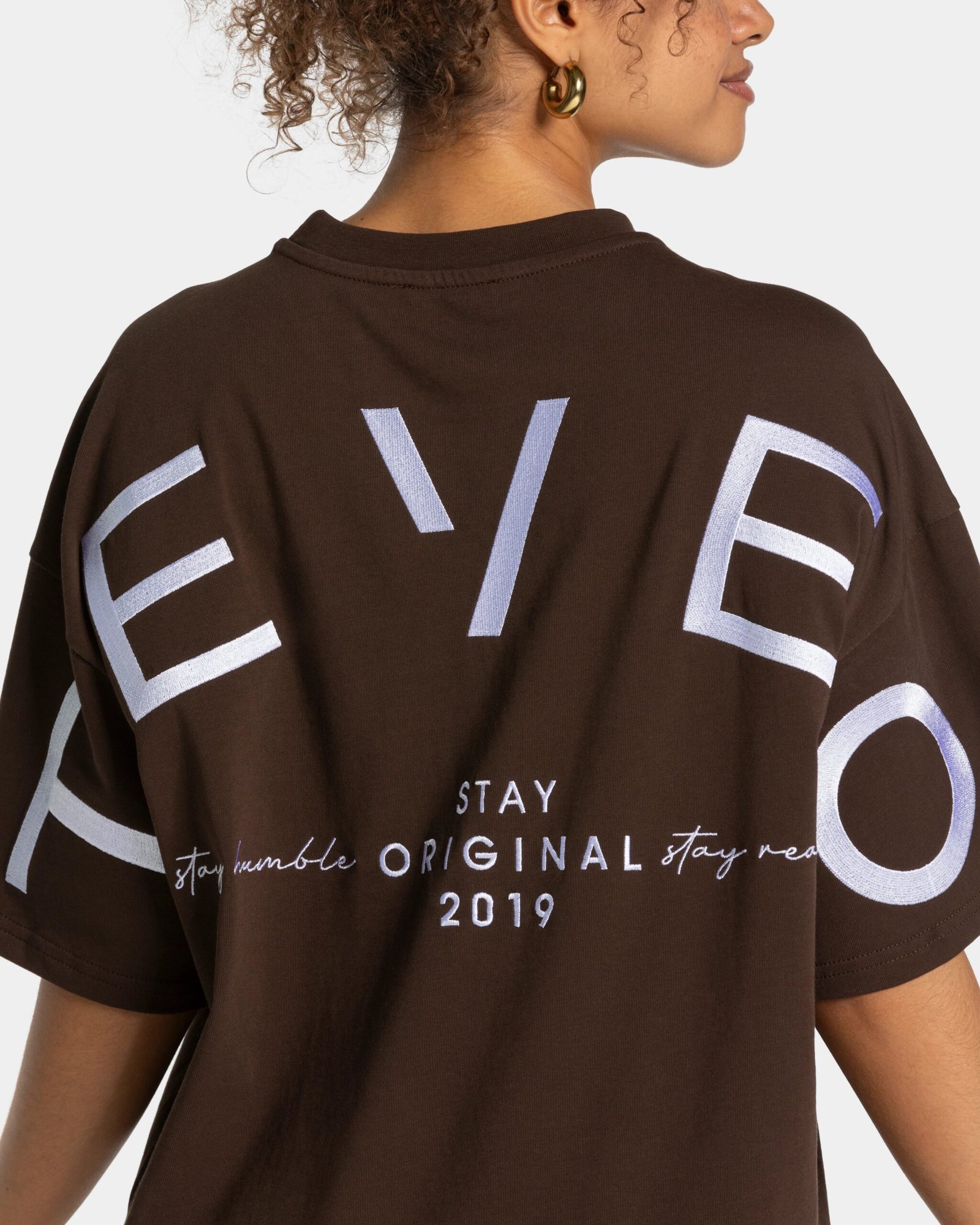 Teveo Signature Oversized T-Shirt ‘Dark brown’ - Image 3