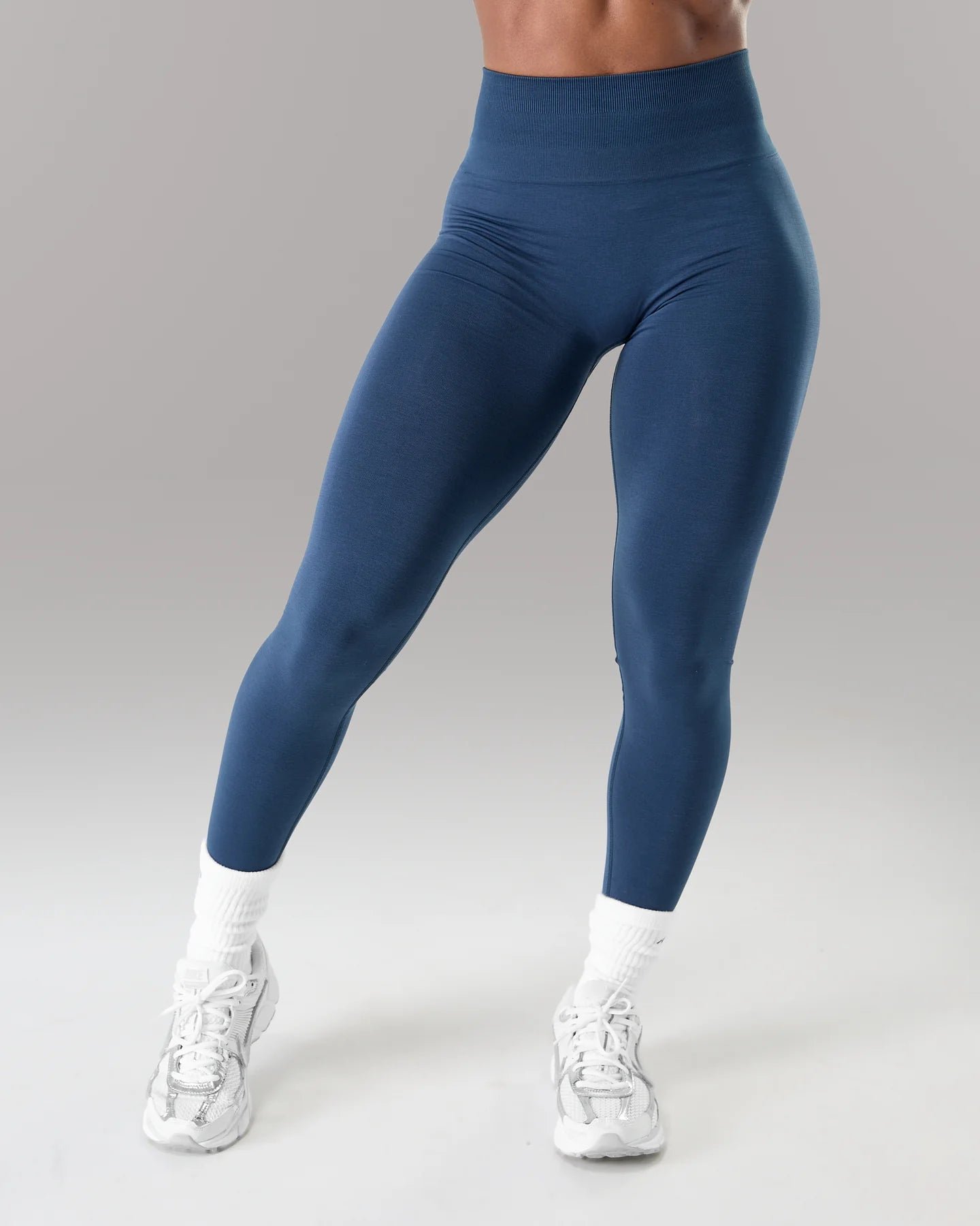 ALPHALETE AMPLIFY ULTRA-HIGH RISE LEGGING ‘Anchor’ - Image 5