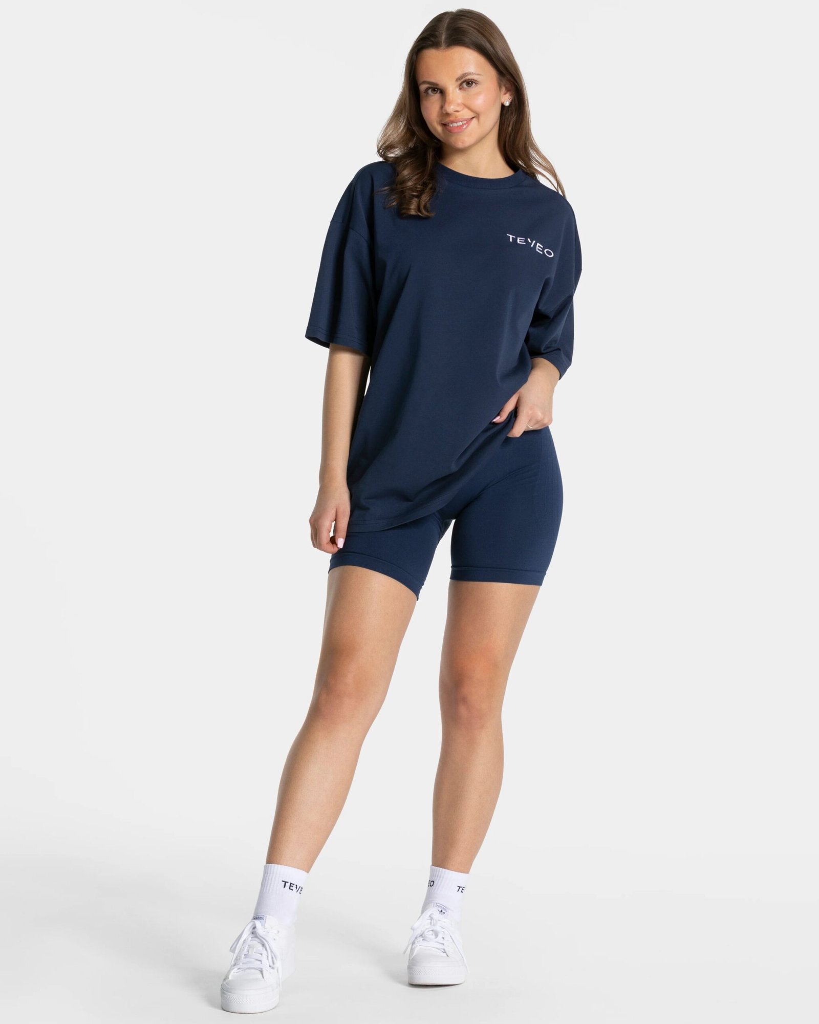 Teveo Signature Oversized T-Shirt ‘Dark blue’ - Image 3