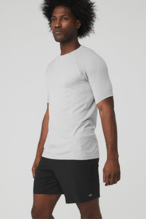 Alo Yoga Men’s Short Sleeves | Amplify Seamless Short Sleeve Tee